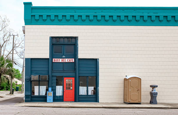 Best Portable bathroom rental  in Lake Winnebago, MO